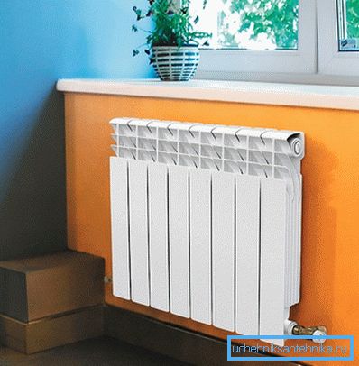 Aluminium batteri i rummet inuti