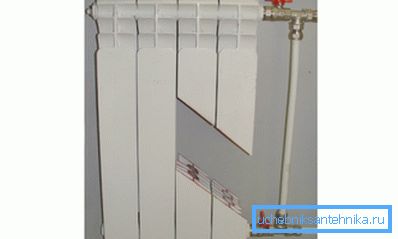 Aluminium radiator i skäret