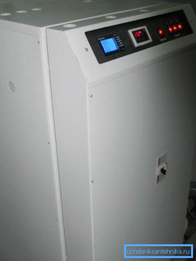 Anodvärmepanna med inbyggt programvarusystem för exakt justering och kontroll av temperaturhållningsprocessen Anodvärmepanna med inbyggt programvarusystem för exakt justering och kontroll av temperaturhållningsprocessen