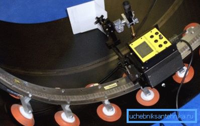 Automatiserad utrustning för svetsning och skärning av rör med stor diameter