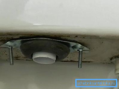 Bultar fäst tank och toalettanslutningar Bultar fäst tank och toalettanslutningar