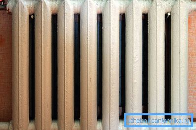 Gjutjärnsbatteri - den vanligaste värmeanordningen