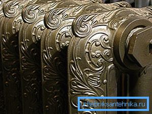 Cast iron radiator kan vara vacker