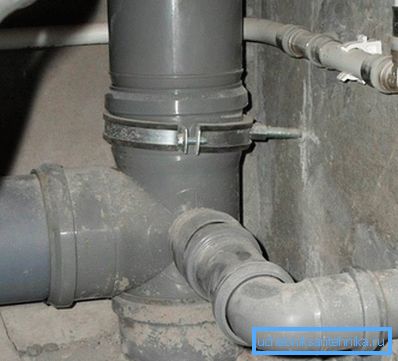 Lägga en tratt under reparationer på badrummet