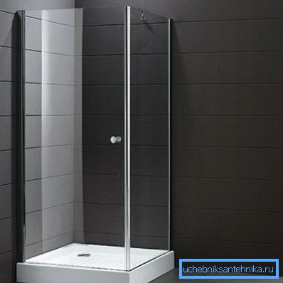 Ett duschhörn på 80 med 90 cm ger dig möjlighet att vinna lite mer ledigt utrymme.