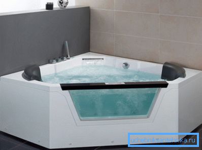 Jacuzzi med termostat.