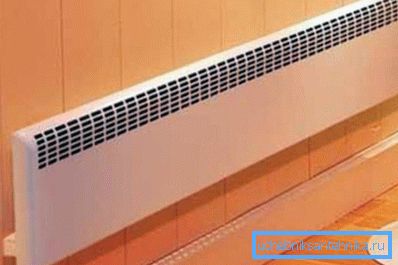 Elektrisk konvektor (bild) är en effektiv, men inte ekonomisk, uppvärmningsmetod Elektrisk konvektor (bild) är en effektiv, men inte ekonomisk, uppvärmningsmetod