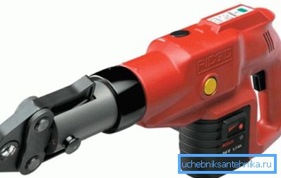Elektrohydraulisk batteripress Elektrohydraulisk batteripress