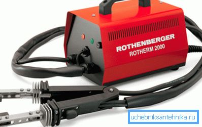Elektriskt lödjärn för lödning av kopparrör är enkelt och enkelt att använda