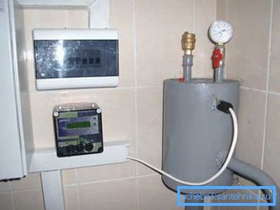 Automatisk tryckavlastningstank