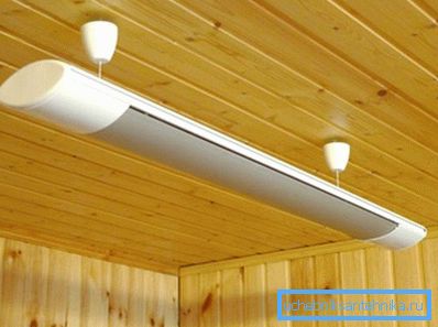 Infraröda radiatorer kan också värma ett hus snabbt och effektivt.