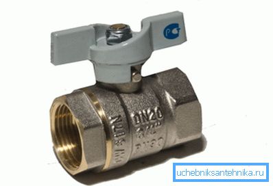 Produkten i bilden är kompatibel med 3/4 tums rörtrådar och är konstruerad för ett tryck på 30 atmosfärer.