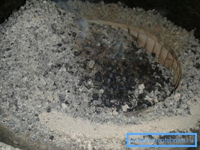 När pelletspannbrännaren ofta är igensatt - kontrollera pellets för ask och sand. Vi rekommenderar att du endast köper bränsle från pålitliga tillverkare.