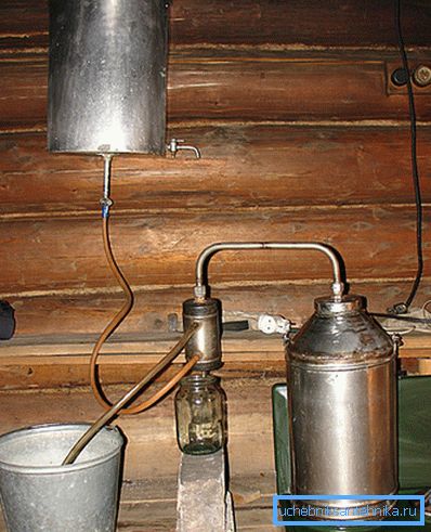En design som är känd för nästan alla: kan producera biobränsle med liten eller ingen modifiering. En design som är känd för nästan alla: kan producera biobränsle med liten eller ingen modifiering.