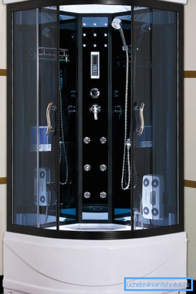 Modell med hydromassage, ventilation och andra fina tillägg