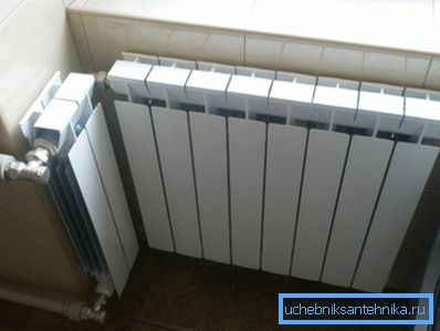 På foto - aluminium radiator På foto - aluminium radiator