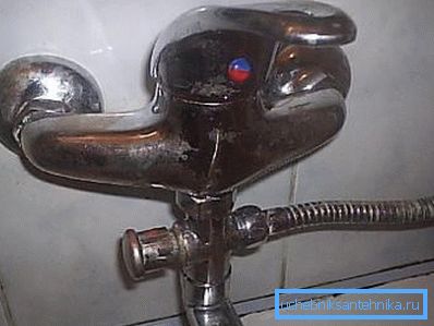 På bilden - en ganska vanlig modell av mixern idag. På bilden - en ganska vanlig modell av mixern idag.