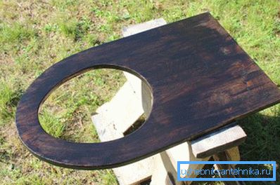 På bilden - grunden för säte av plywood