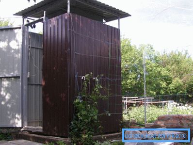 Bilden visar ett exempel på en metallkonstruktion.