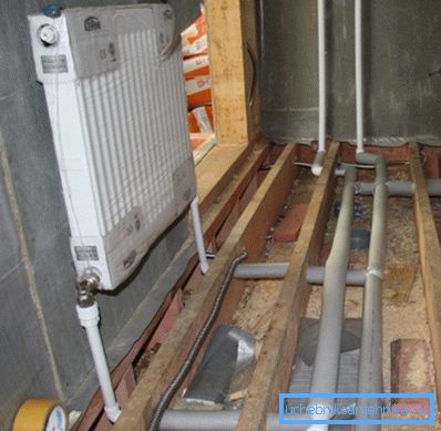 På bilden - ett exempel på den lägre radiatoranslutningen
