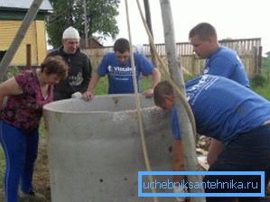 Vid de första konkreta produkterna sätter den andra. Vid de första konkreta produkterna sätter den andra.