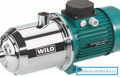 Pumpen låter dig lösa problemet med lågt tryck, vilket är särskilt viktigt för gammal kommunikation Pumpen låter dig lösa problemet med lågt tryck, vilket är särskilt viktigt för gammal kommunikation