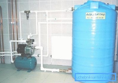 Pumpstation med lagertank