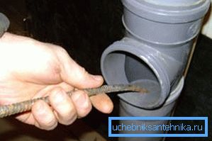 Rengöring av avloppsvatten med en kabel är en effektiv metod