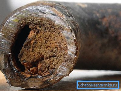 Oxider från rör försämrar allvarligt vattenkvaliteten Oxider från rör försämrar allvarligt vattenkvaliteten