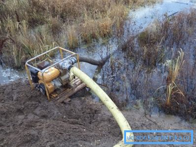 Dränering av marshland Dränering av marshland