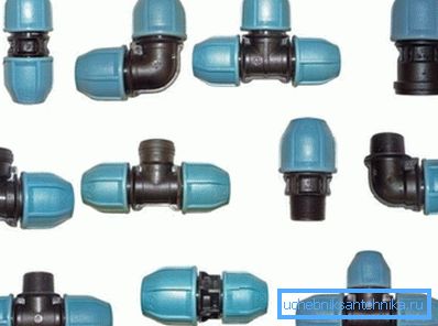 Plastfogar med en handlingsprincip som liknar de delar som används vid installation av metallplastmaterial Plastfogar med en handlingsprincip som liknar de delar som används vid installation av metallplastmaterial