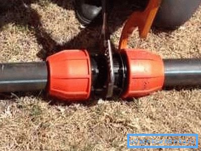 HDPE rör och fittings för sommarvattenförsörjning i förortsområdet