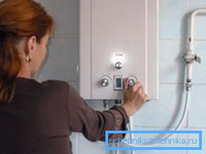 Anslut högtalarna.
