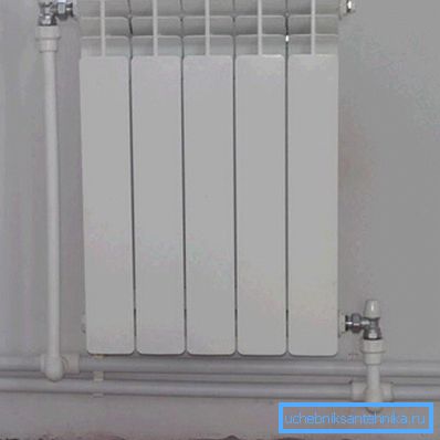 Anslutet batteri till värmesystemet