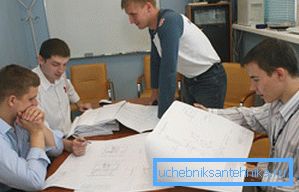 Projektet kan förberedas av dig själv, men det är bättre att överlåta denna verksamhet till proffs.