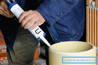 Keramisk rörmontering