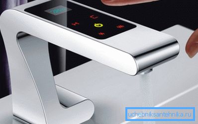 Touch-mixer ger dig möjlighet att uppleva en ny nivå av komfort. Touch-mixer ger dig möjlighet att uppleva en ny nivå av komfort.
