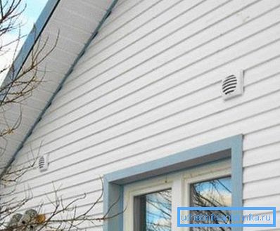 Ventilationsventil för väggintag