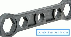 En sådan nyckel kan enkelt erhållas hos någon specialiserad VVS-butik.