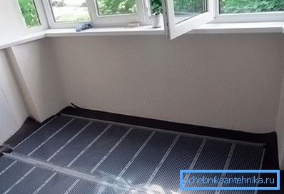 Uppvärmd golv på loggia