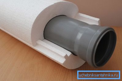Isolerat skumpolystyren (PPP) med ett spårkammarsystem. Isolerat skumpolystyren (PPP) med ett spårkammarsystem.