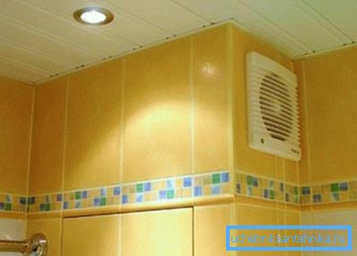 200 till 200 ventilationsgaller med axialfläkt i badrummet