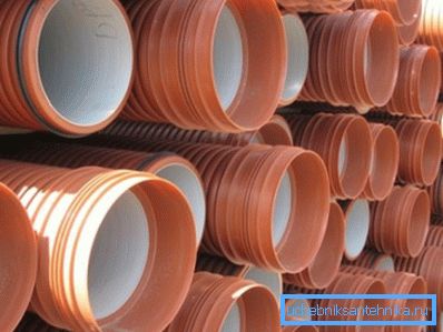 Avloppsrullad dräneringsrör PVC-diameter 300 mm