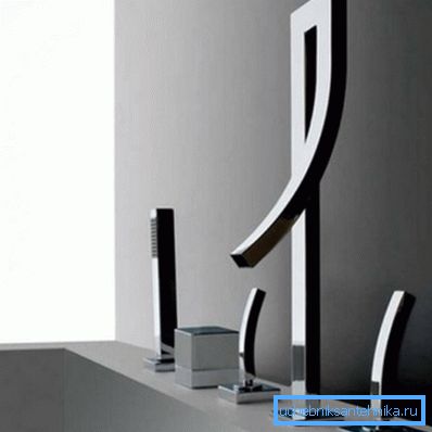 Mortise modell - ett attribut av dyrt VVS. Mortise modell - ett attribut av dyrt VVS.